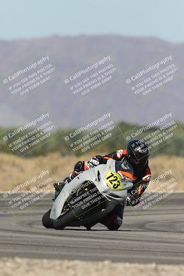 media/Oct-13-2025-Moto Forza (Mon) [[a66d839500]]/2-A Group/Session 3 (Turn 16)/